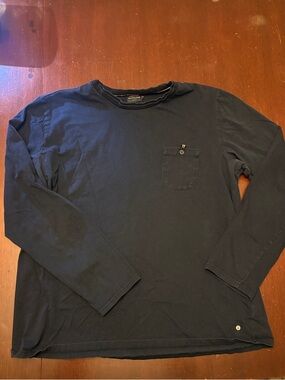Men's Long-Sleeve Pocket Tee in Dark Navy